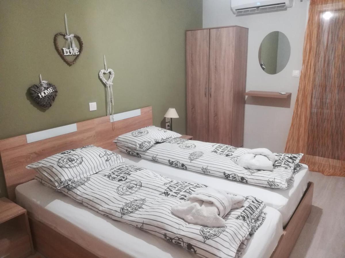 Central Apartment Szaloniki Kültér fotó
